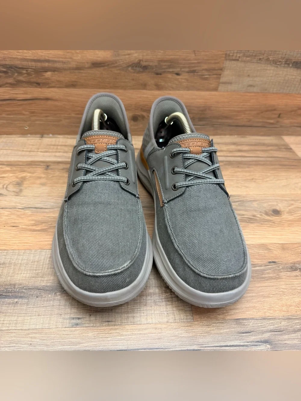 Skechers Men's size 10 Slip-Ins Relaxed Fit Hasting  Niko Memory Foam Sneakers